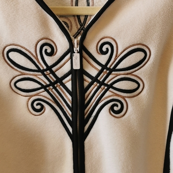 Bob Mackie Jacket Wearable Art White Fleece Large - Picture 3 of 6